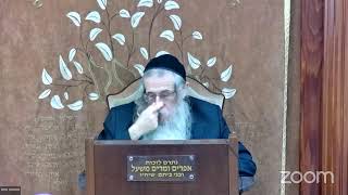 הרה"ג הרב וועכטר שליט"א כ"ז תשרי תשפ"ה - מאמר הרבי ד"ה מים רבים תשל"ח חלק ג (הרב אברהם מנחם מענדל וכטר) - התמונה מוצגת ישירות מתוך אתר האינטרנט יוטיוב. זכויות היוצרים בתמונה שייכות ליוצרה. קישור קרדיט למקור התוכן נמצא בתוך דף הסרטון