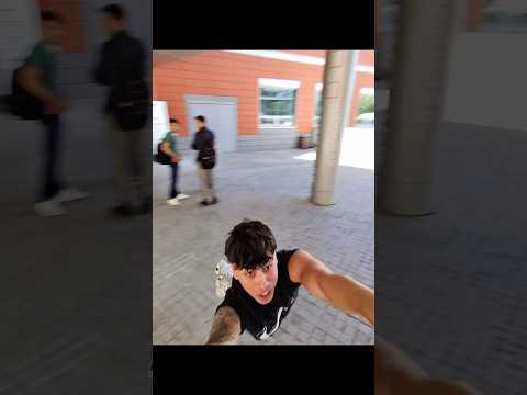 Elon Musk y Mario Casas😭