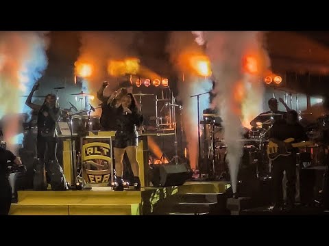 Salt-N-Pepa w/ En Vogue & Kid ‘n Play - Salt-N-Pepa medley @ Rock & Roll Hall of Fame 2025