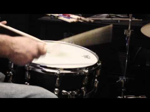 Yamaha 5.5x14 Maple Absolute Nouveau snare