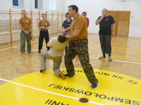 Staż 2016 11 19 Obrona przed ciosem