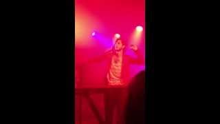 Oscar & the wolf - Orange Sky (ab club 9 mei 2013)