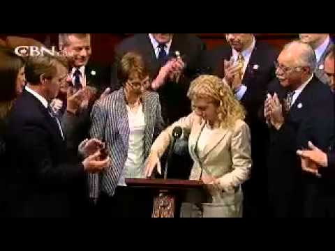 News on The 700 Club: April 17, 2012 - CBN.com