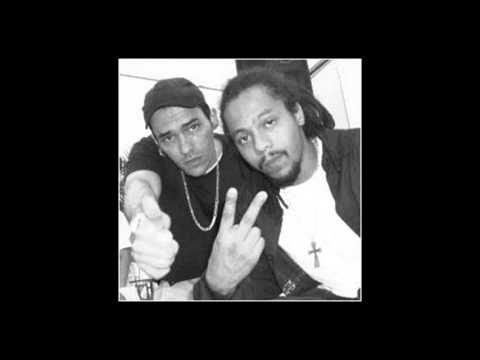 Black Alien & Speed - Guerrilha Verbal (com Mário Bagabalô)