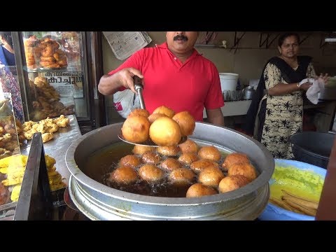 Kerala Snacks ( Kela Bhaji /Bonda /Dal Pakoda ) All Starts @ 10 rs Each | South Indian Street Food Video