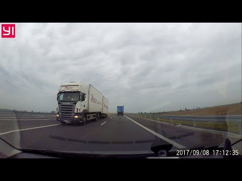 TIR pod prąd drogą ekspresową S5 (obwodnica Gniezna, kierunek Poznań-Gniezno)