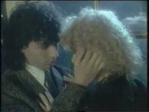 Iveta bartošová- ZÁVOD S MLÁDÍM