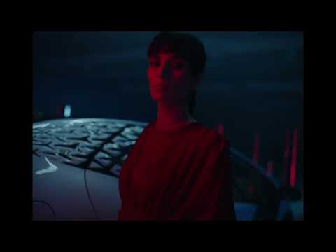 تعيش فيها الغد بكل حواسك