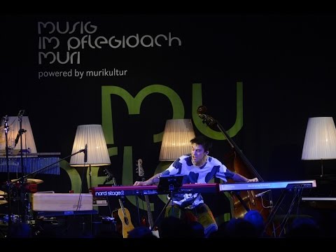 Jacob Collier - "In My Room" (2016) @ musig im pflegidach, Muri