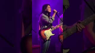 Tumatakbo by Mojofly live @19East #mojofly #livemusic #liveband #liveopm #nostalgic #live #lougee