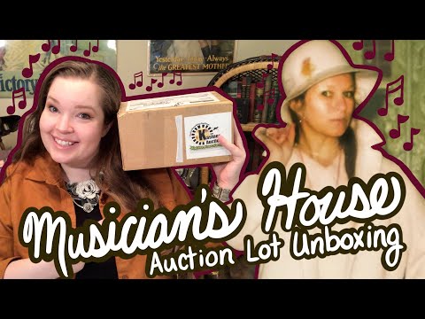 Musician's House Auction Unboxing | Curiosity Inc. Vintage Boho Jewelry Lot from Kastner Auctions