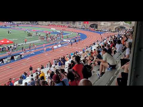 2025 New Balance Nationals - Championship Girls 4x200m Relay (home straight view)