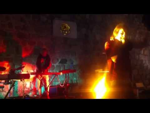 Ola Dioss - Affected (live)