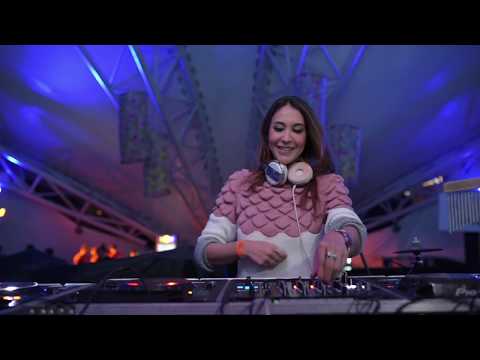 Dot Larissa - Clubinho   Santo Antônho  Ajuda Eu.