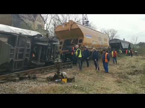 Vagon de marfă răsturnat iar alte două au deraiat în halta Diosig din Bihor
