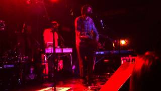 Gruff Rhys - Gyrru Gyrru Gyrru (Live)