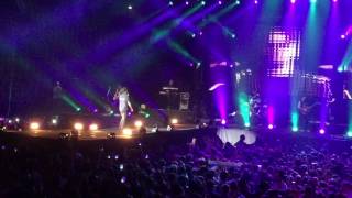 Semplice - Fabrizio Moro live - Palalottomatica - Roma 26/05/2017.