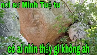 cả nhà có thấy gì không ah, hãy để lại bình luận, và like cho e Hải, nơi sư Minh Tuệ tu