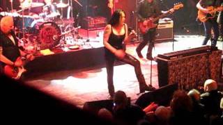 Beth Hart London 2012  09. Happiness .... Any Day Now
