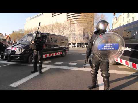 Dous Policías - Los Punsetes