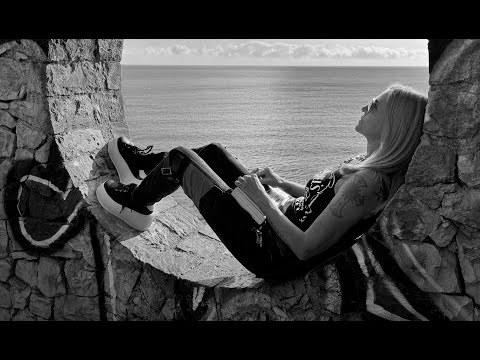 Miss Djax - Never Slow Down (official video)