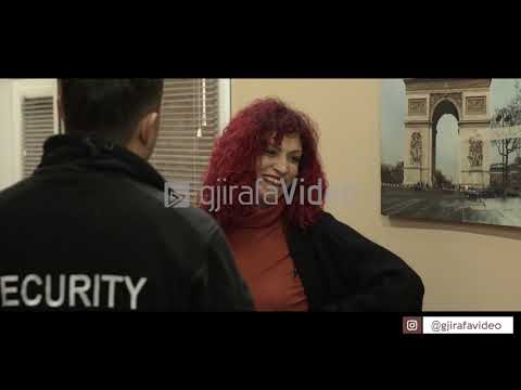 Teta Liri hallall te koft, ti po dishe shkrim lexim more 🤣🤣🤣 - SchengenVisa - E41