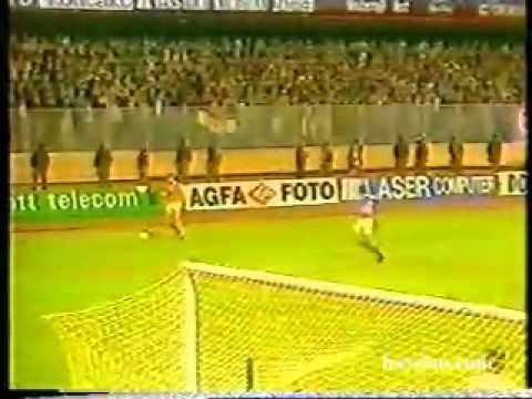 The Netherlands - Yugoslavia 2 / 0 (Friendly: June / 3 / 1990)