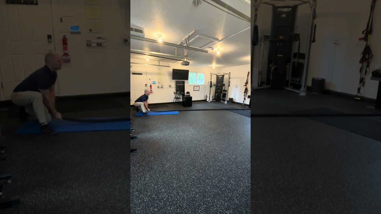 2. Angled Half Kneeling Battle Rope Single Large Waves (Side VIew)