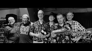 Gin Soaked Boy, Tom Waits, live cover by Wolf Men Jaxx