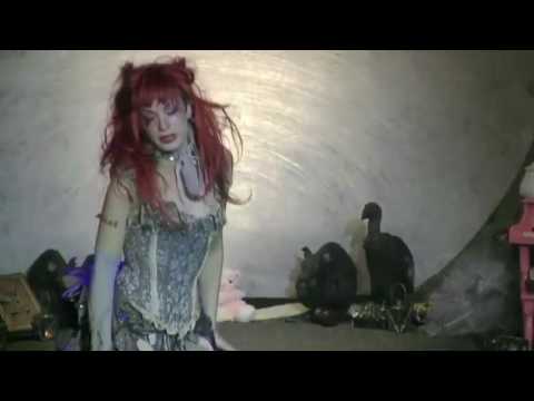 Twilight Vision 019: Emilie Autumn