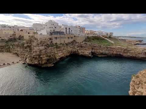 Výlet z Bari: Matera, Polignano a Mare, Alberobello