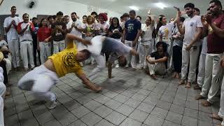 🔥 Jogo de Capoeira | Mestre Chorão e Mestre Madonna na Roda 🔥