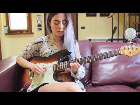 Simona Sansovini - Sultans of Swing Solo 1 - Dire Straits Cover