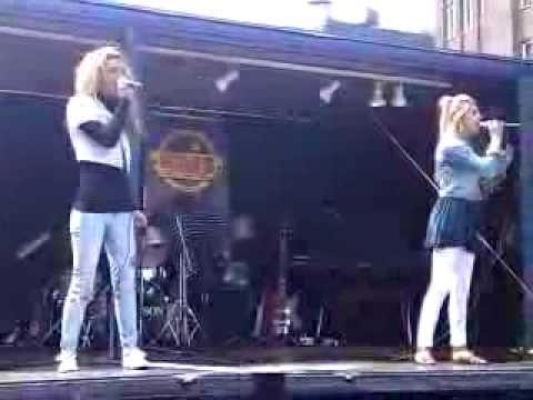 Michaela Osberg & Nicholetta Vatmanidou