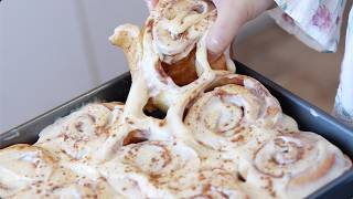 Download lagu Softest and Chewiest Cinnamon Rolls Recipe mp3
