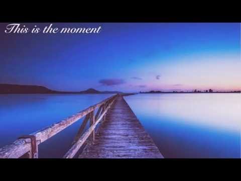 This is the moment - Selectracks