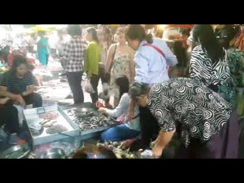 Life In Cambodian Market - Food Tour Around Phnom Penh Market