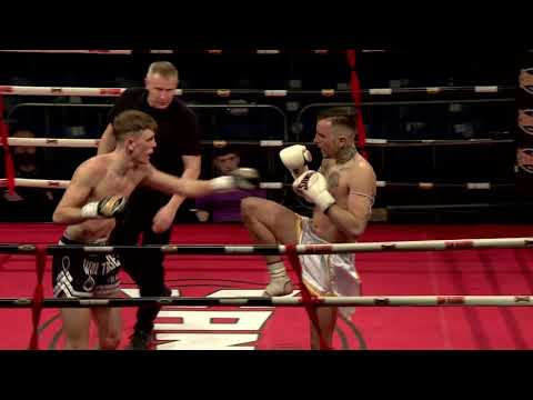 Capital 1 Muay Thai - Sam Gandy Lynch v Sean O'Regan