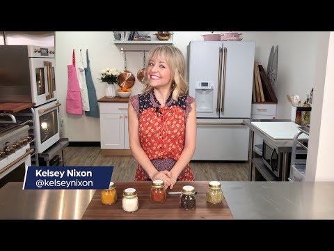 🍳 Kitchen Hacks: Kelsey Nixon's Tip to Get the Most Out of Your Spices 🍳