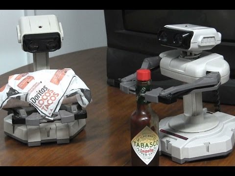 CGRundertow R.O.B ROBOTIC OPERATING BUDDY for NES Video Game Hardware Review