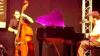 raphael gualazzi- besame mucho