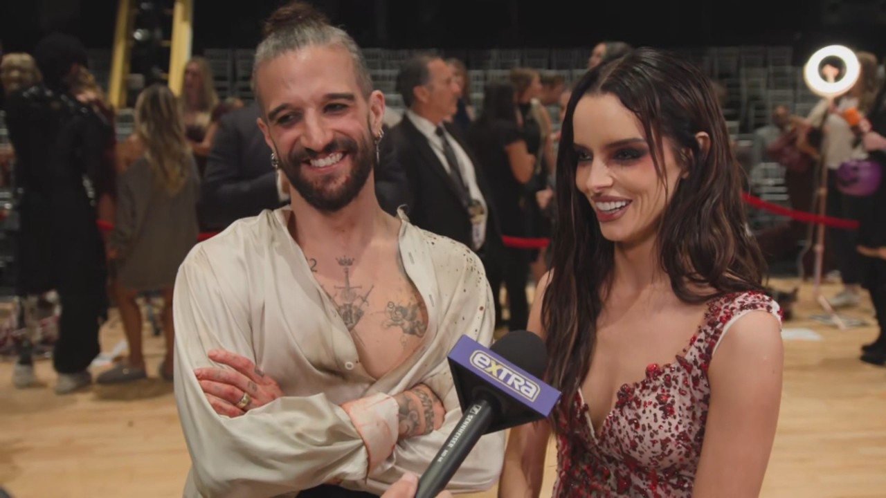 Video thumbnail for Mark Ballas & Maura Higgins Say He Was 'Unfazed' by Mom Shirley on 'DWTS' (Exclusive)