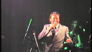 26 Yakamo - She&#39;s a wind up - Dr Feelgood