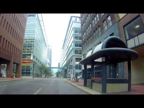 Driving In Downtown Des Moines, Iowa