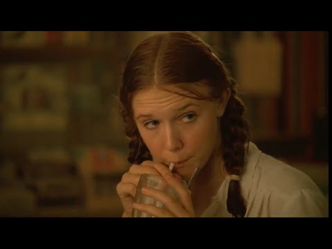 (LOLITÀ 1997) Humbert buys Delores an ice cream soda (1080P)