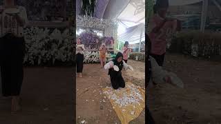 Download lagu Plate Dance mp3 Download lagu Plate Dance mp3