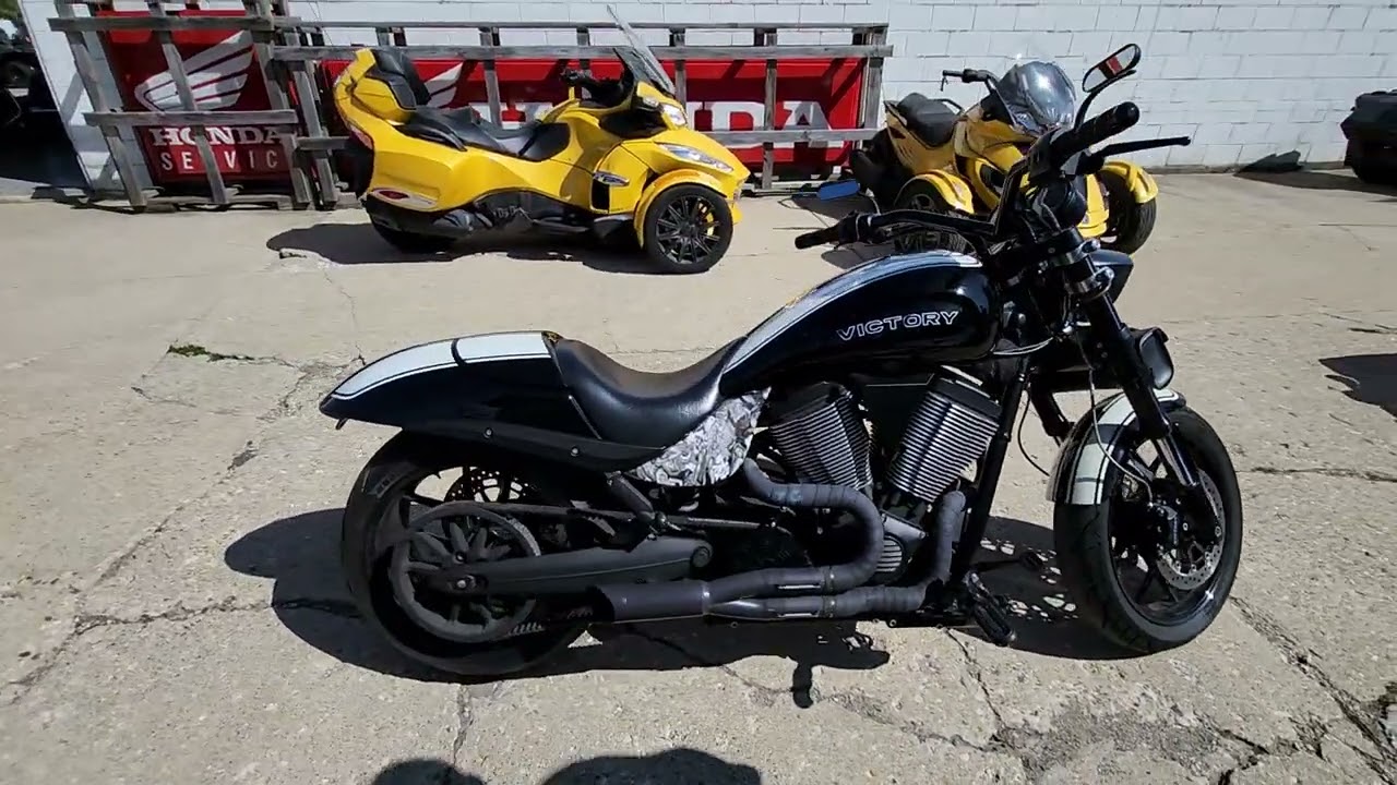 2017 Victory Motorcycles Hammer S Motorcycle