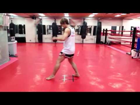 ジャブの基礎動作  打ち方　『キックボクシング初心者入門講座』 【第3回】