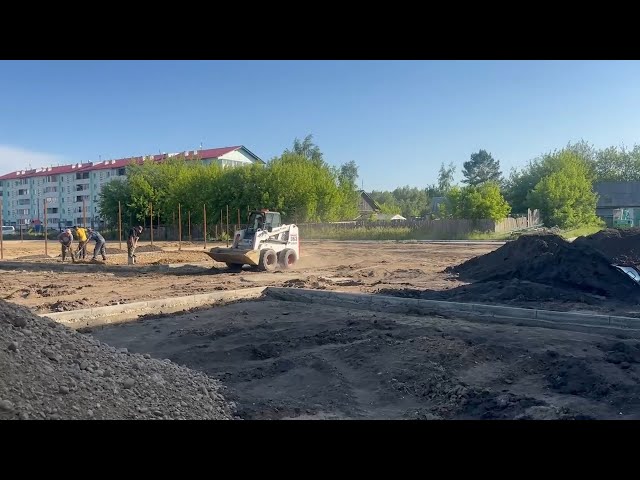 В Мегете проводят ремонт на территории средней общеобразовательной школы