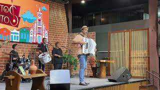 Brasileirinho - Chambinho do acordeon no programa Cantos e Contos em João Pessoa-PB